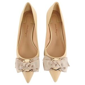 Ferragamo Almond Talla Flower Heel Flats with Bow -  Size 7